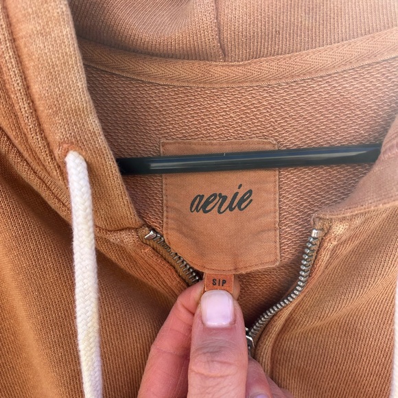 Aerie zip up hoodie. Size small. - Picture 6 of 14